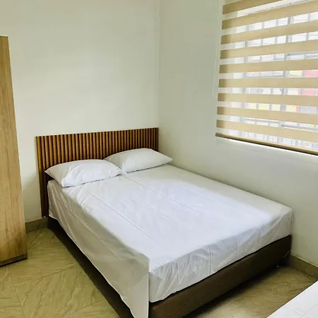 Apartamento En San Diego La Candelaria Cerca Al Centro De Medellin Exterior photo